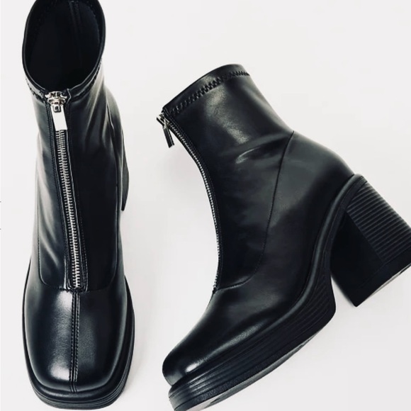 New - Gracen Platform Heeled Bootie - Black - Size 8.5 - Picture 1 of 7